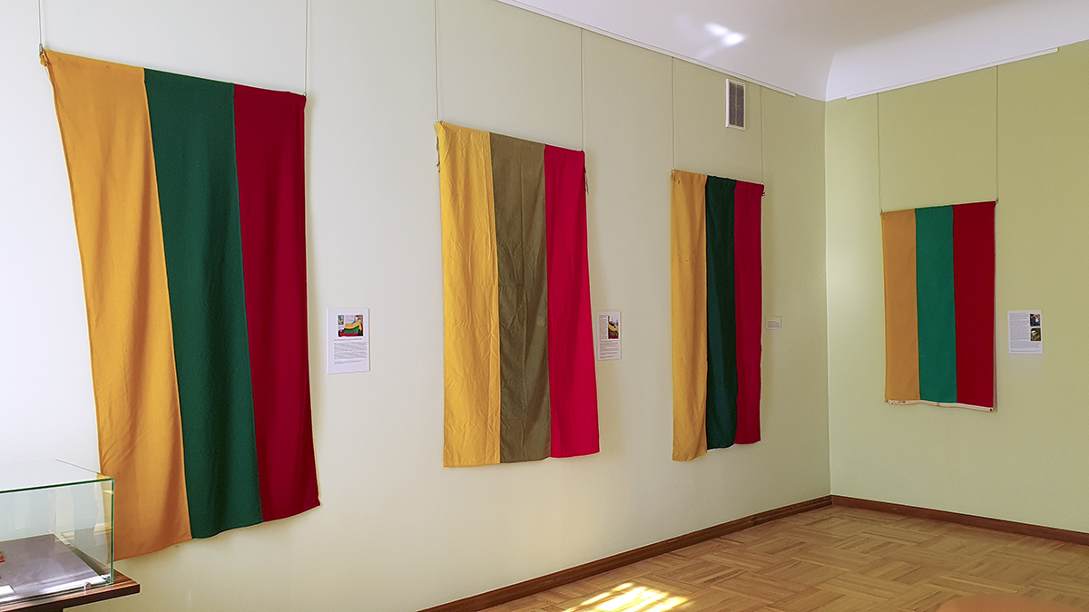 Unikalių trispalvių paroda Kretingos muziejuje. Fotografavo Jolanta Klietkutė, 2024